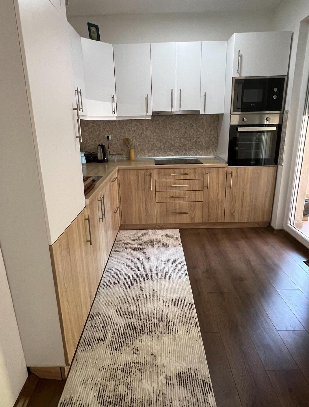 סטרומיצה Downtown Great Apartment מראה חיצוני תמונה
